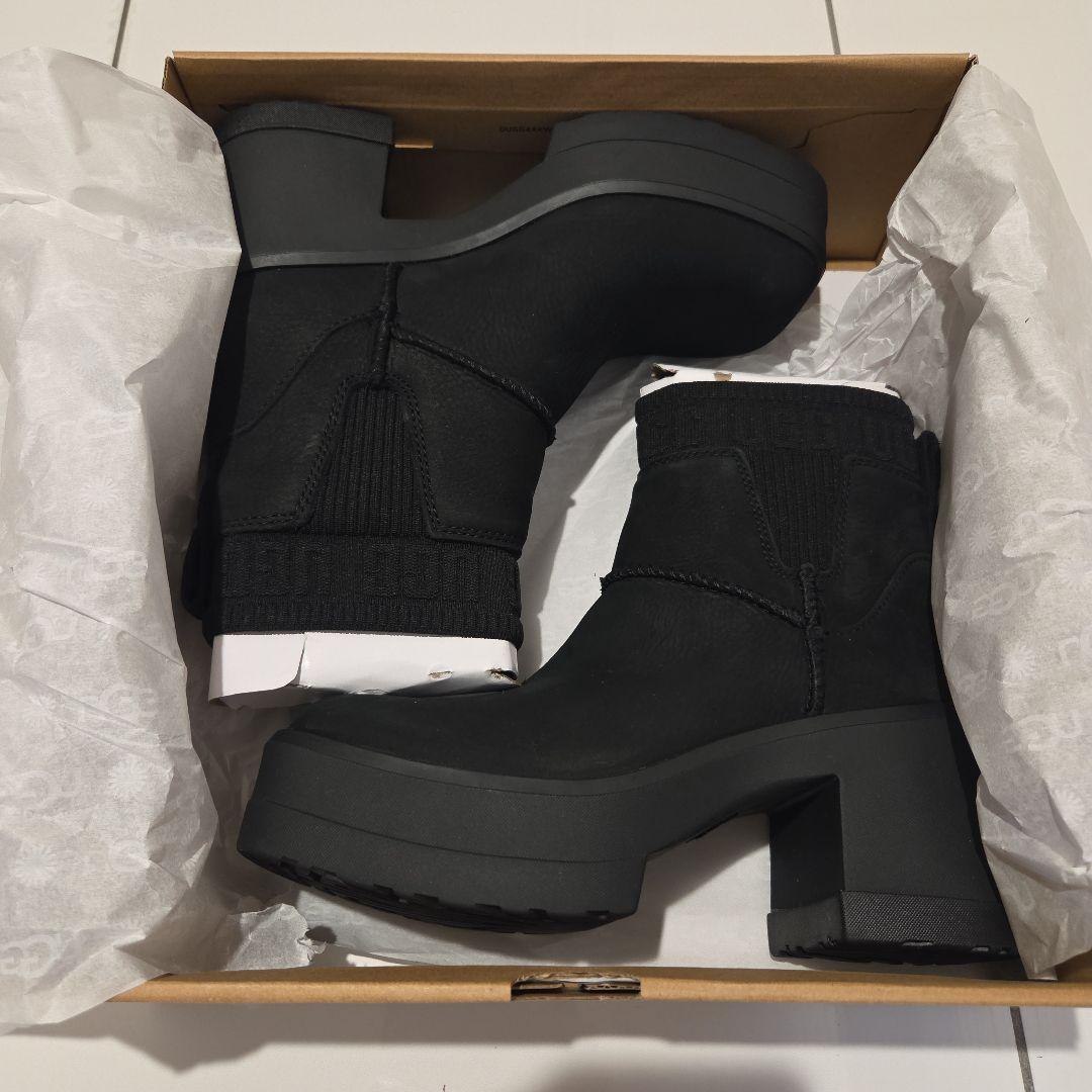 UGG MOXY CHELSEA ショートブーツ US7.5 24.5cm 黒