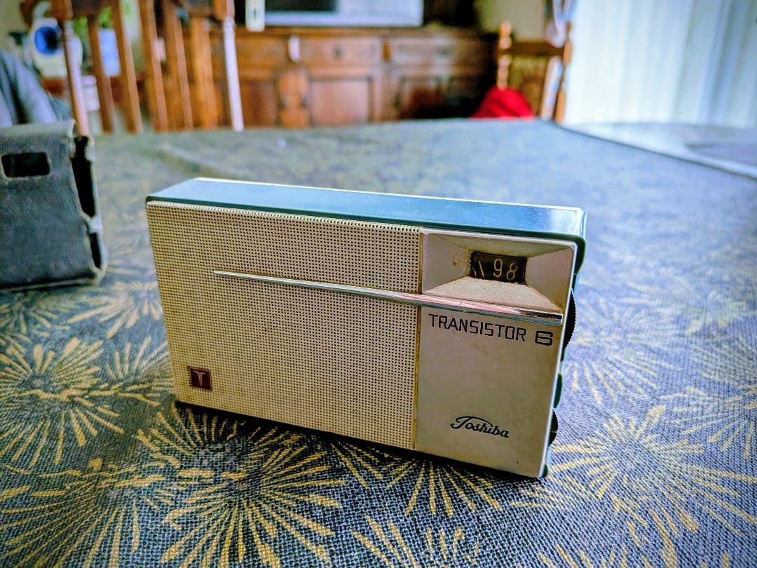 昭和レトロ 東芝 トランジスタラジオ GP-15 動作品 動画あり - メルカリ