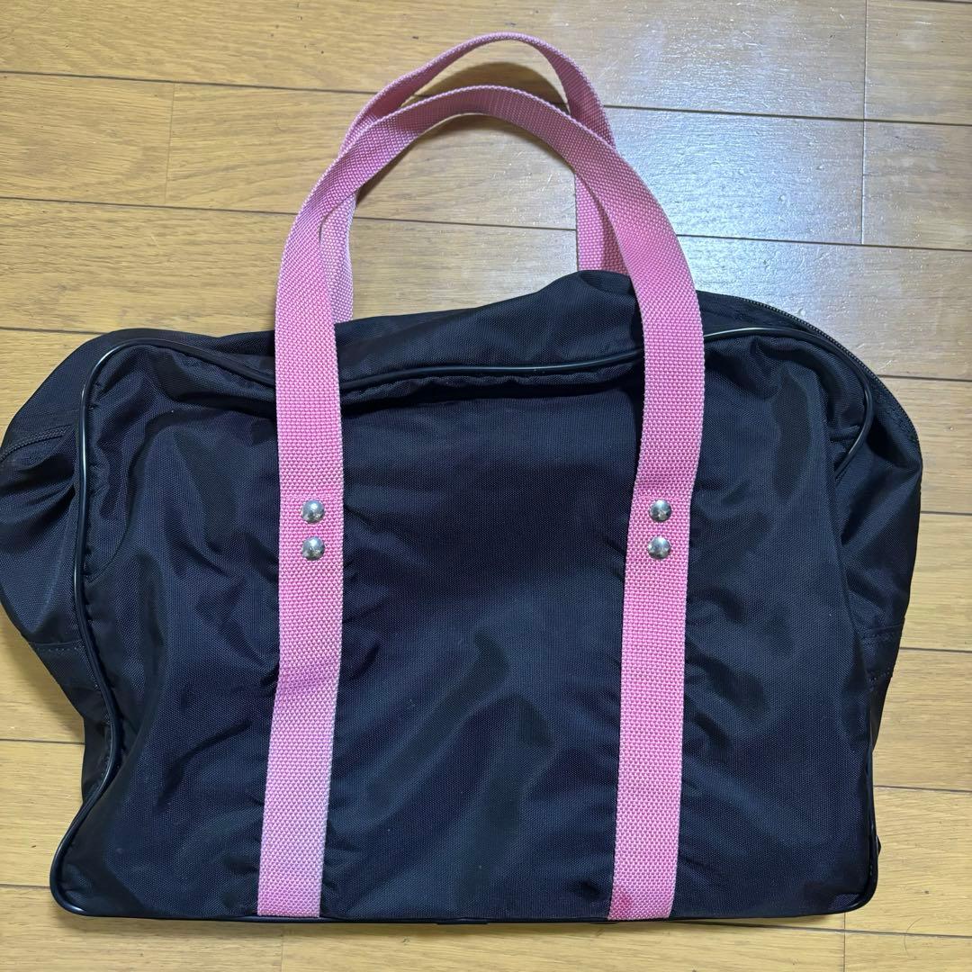 ワールドペガサスワッペスクールバッグ黒ピンク旧型 廃盤カラー