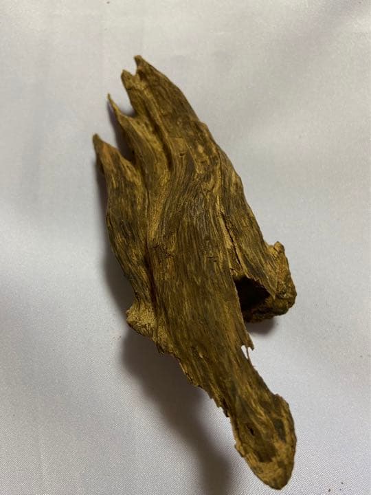 天然シャム沈香木　14.4g