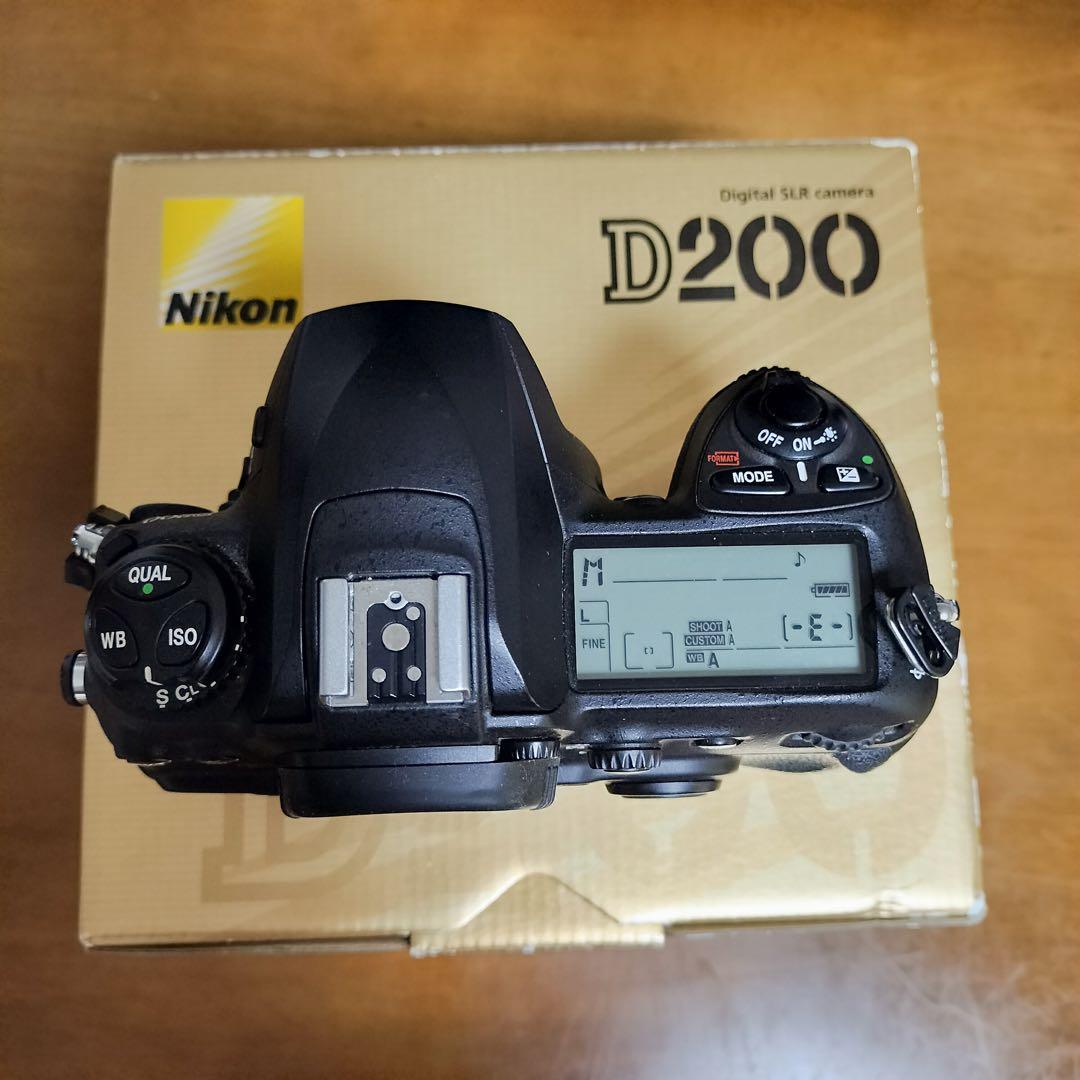 Nikon D200 ボディ CCDセンサー 名機 ショット数 約13,000回 - メルカリ