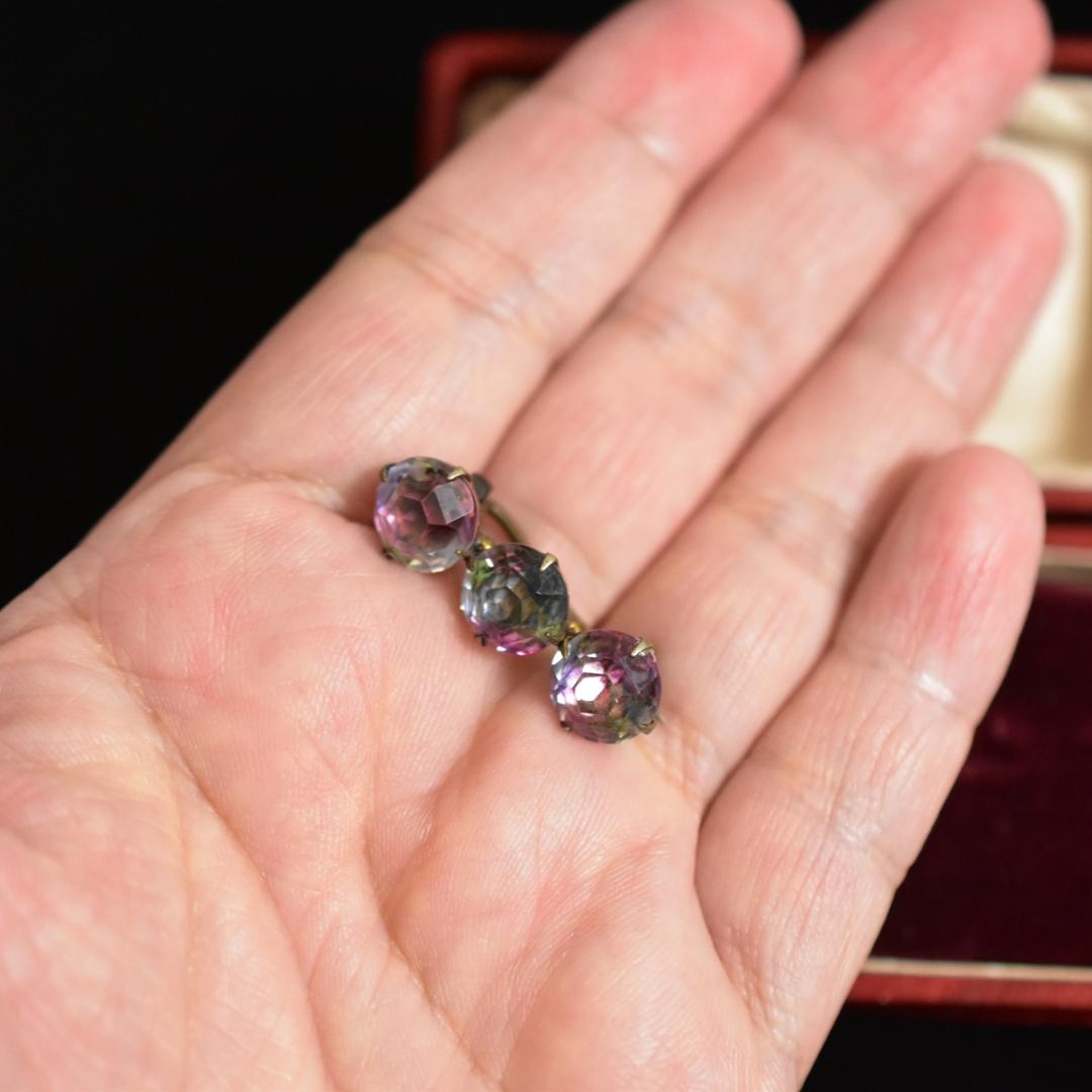 アンティーク 虹色 初期 アイリスガラスのブローチ