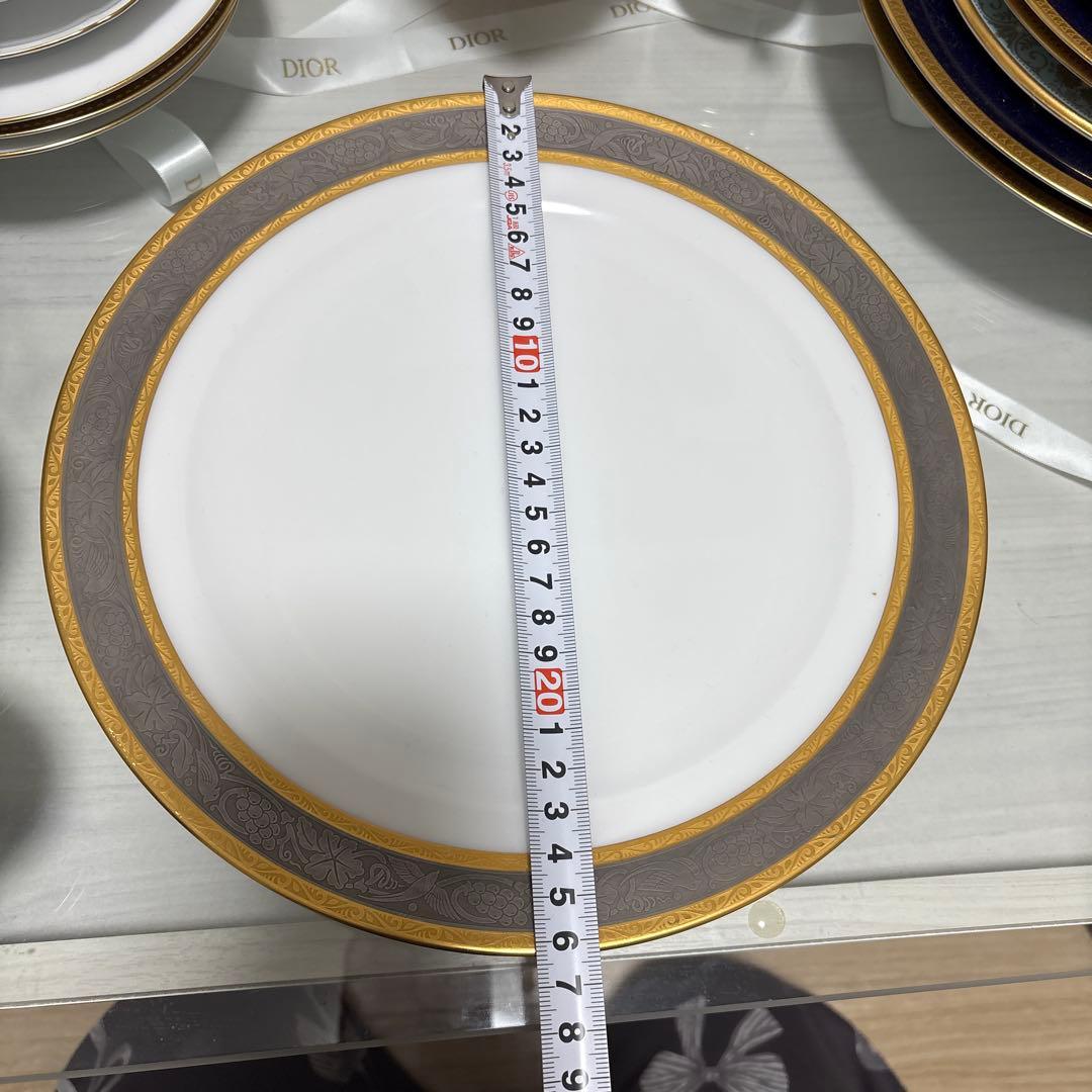 大倉陶園 白金金蝕唐草葡萄 ミートプレート 26cm - メルカリ