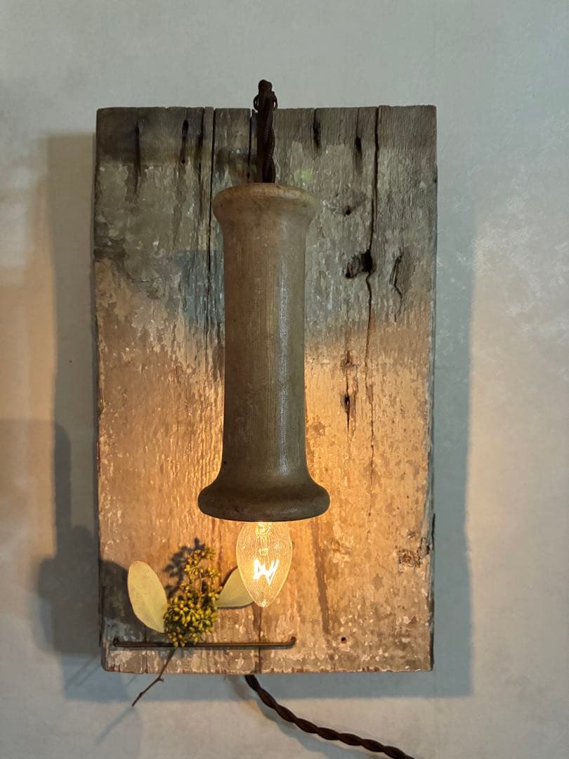 古道具 壁掛けライト 古材 照明 シャビー 古雑貨