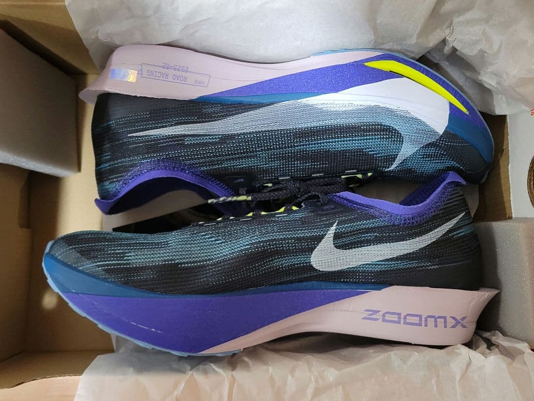 【新品未使用】ナイキ ランニングシューズ ストリークフライ2 26.5cm