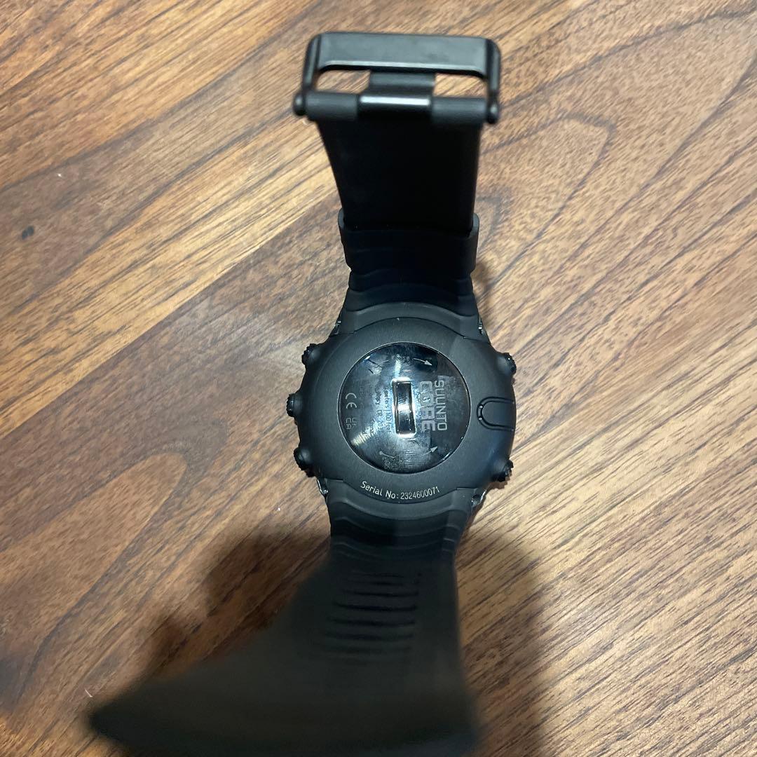 SUUNTO デジタル腕時計 ブラック 交換用ストラップ付き - 時計新品