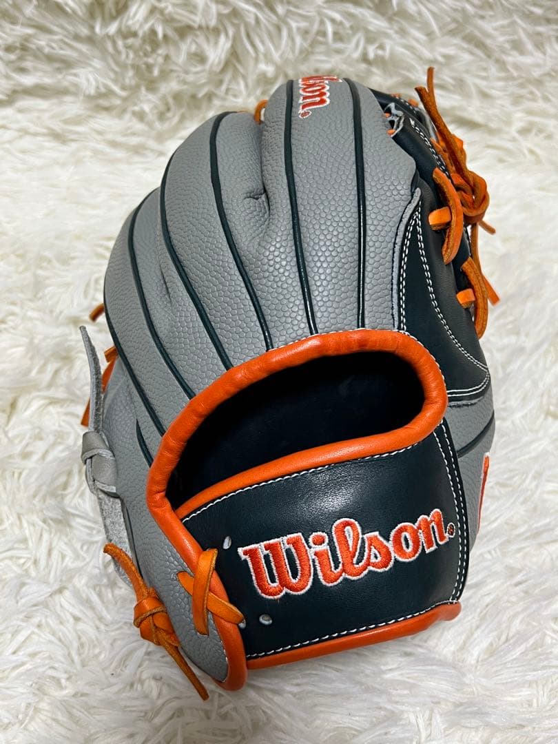 《極美品》ウィルソン　ワナビーヒーロー軟式内野手用グローブ