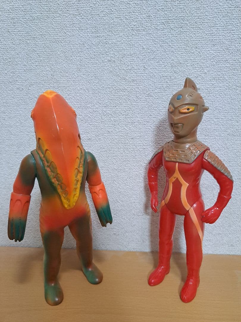 ブルマァク ウルトラセブン メトロン星人 夕焼け 2体セット ソフビ