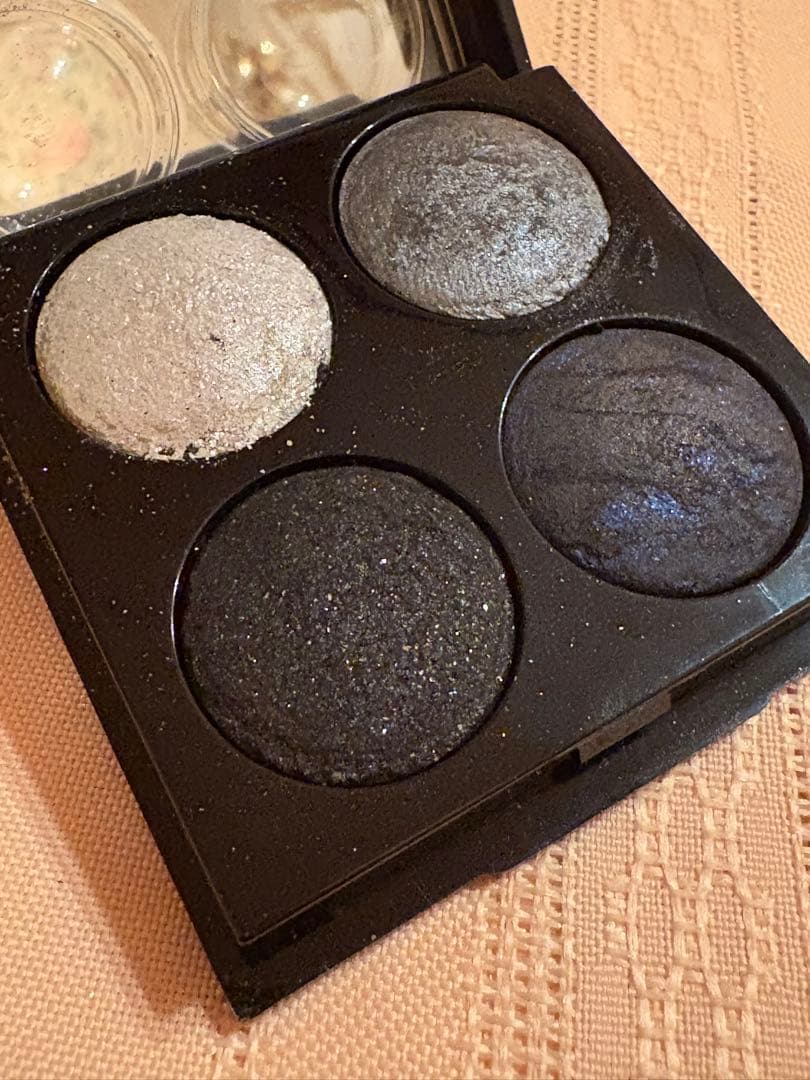 ボビーブラウンOnyx&SilverEyePaint Paletteアイシャドー