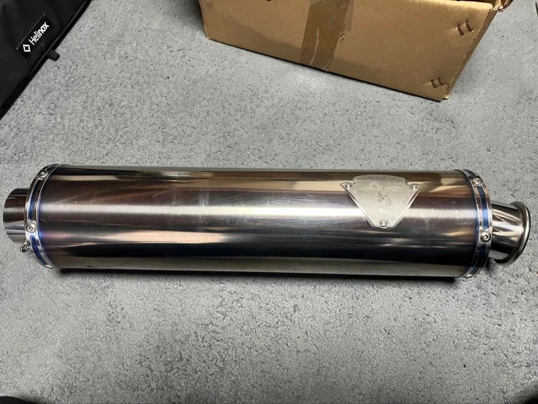 アールズギア　ワイバーンサイレンサー　60.5 アールズギア ワイバン マフラー サイレンサー 汎用 60.5 NINJA ZX-12R