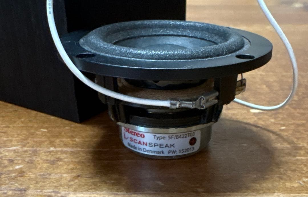 SCANSPEAK 5F/8422T03 搭載 小型スピーカー - メルカリ