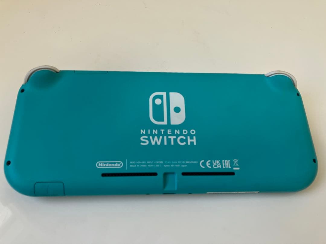 《Nintendo Switch Lite 本体》
