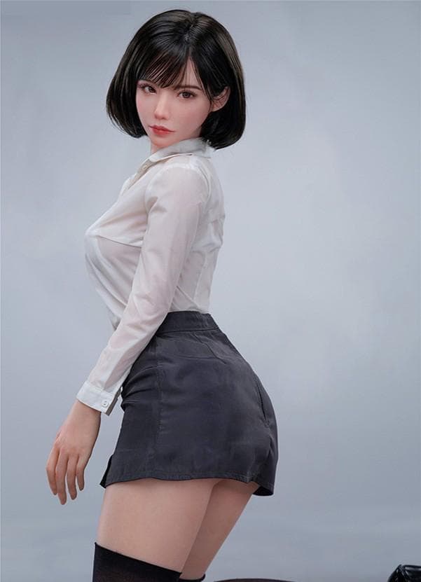 【限定1580体】1/3　深田えいみ 　フィギュア