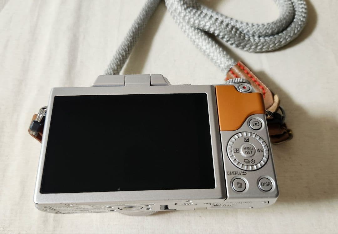 PanasonicLUMIX DMC-GF7Wブラウン パンケーキレンズつき - メルカリ