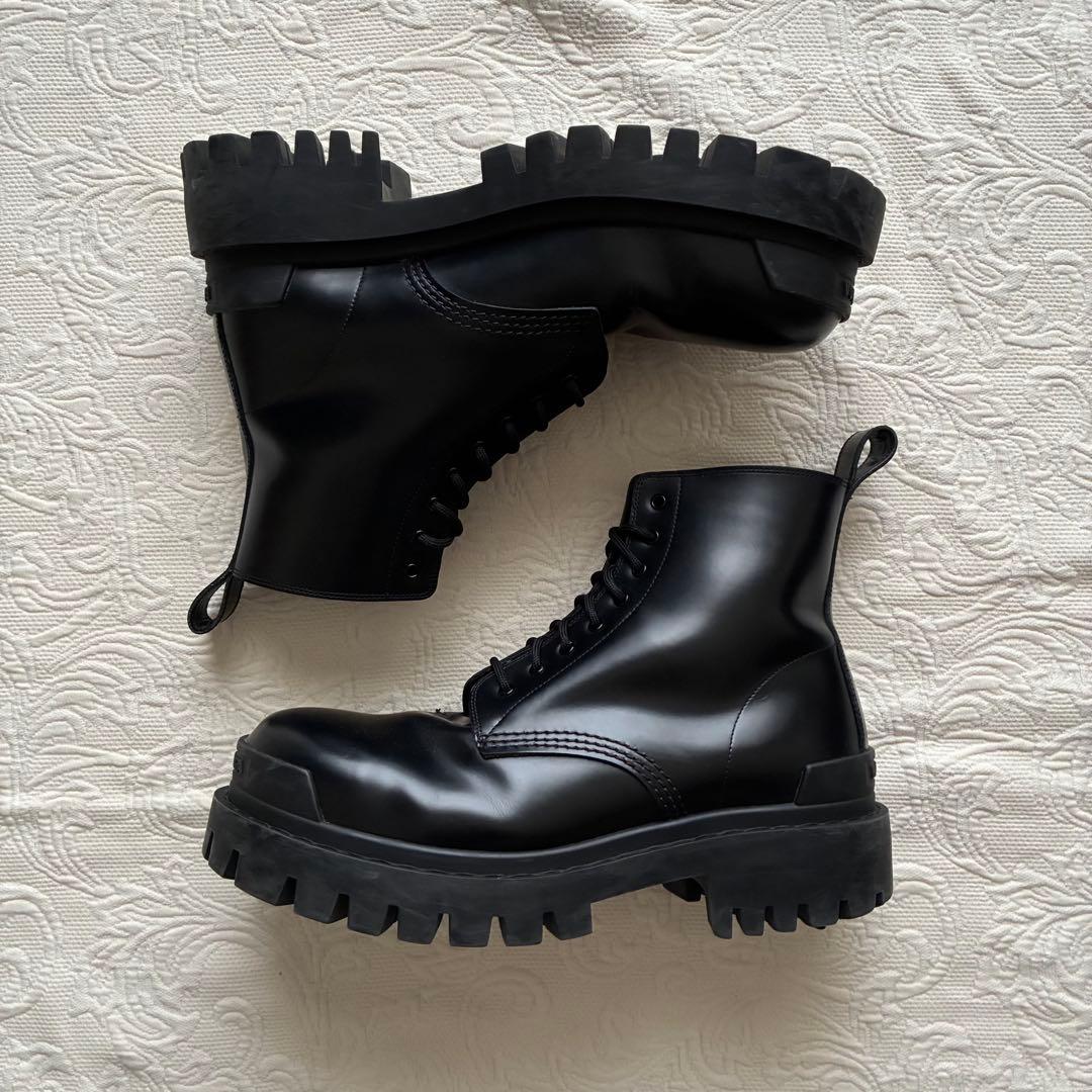 靴 Eyy Balenciaga Strike Lace-up Boots Men's Strike Lace-up Boot in Black | Balenciaga US