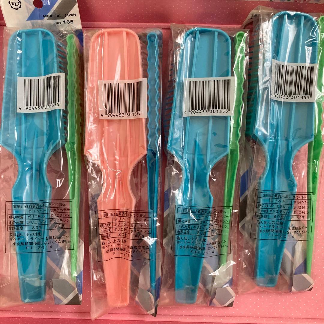昭和レトロ ヘアブラシ 4個セット - メルカリ