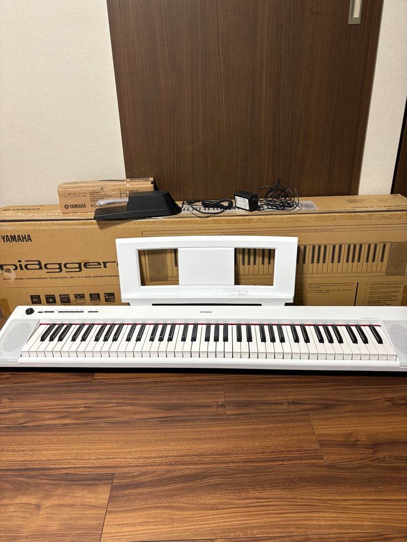 ヤマハ YAMAHA 電子キーボード piaggero ホワイト NP-32WH Amazon | ヤマハ YAMAHA 電子キーボード piaggero ホワイト NP-32WH