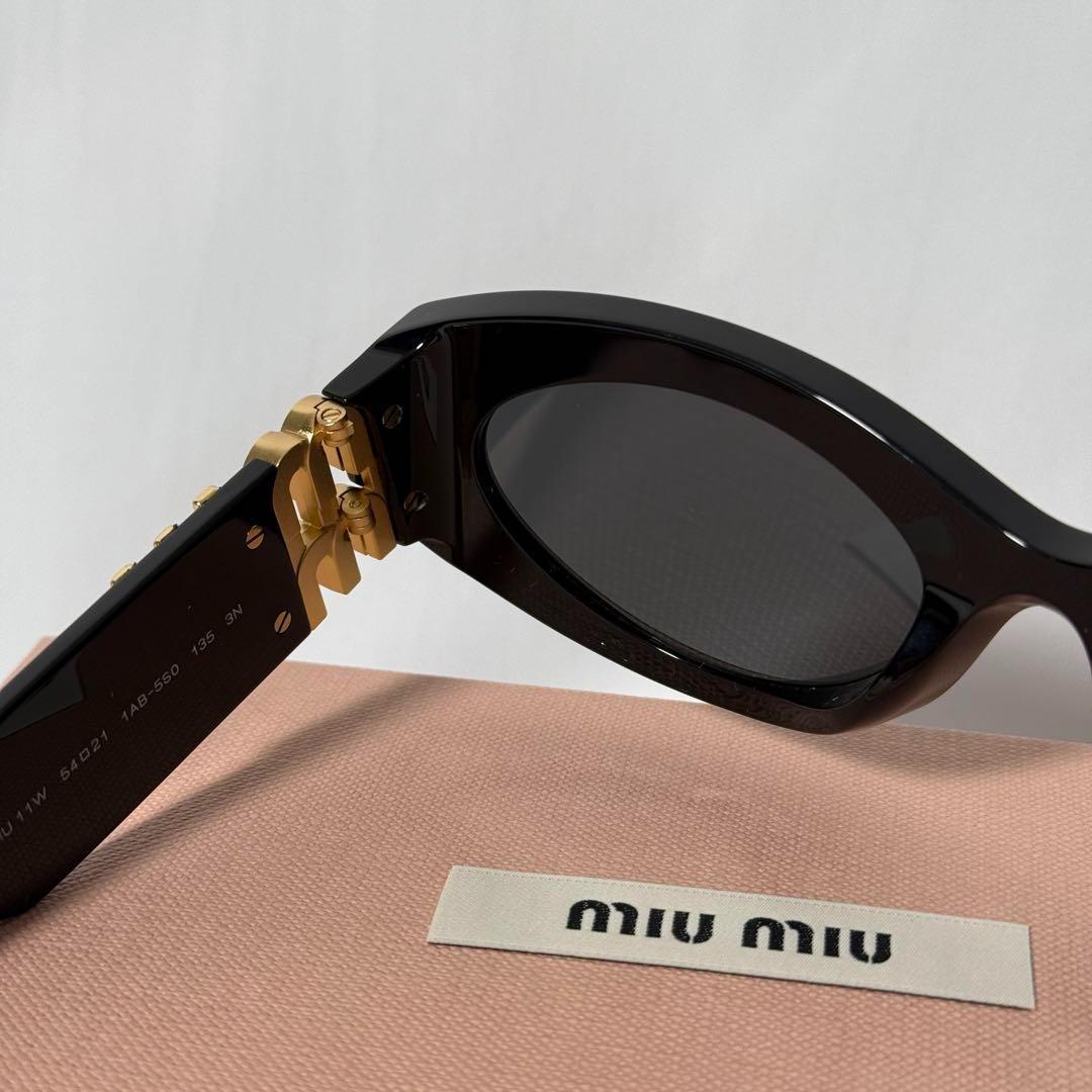 定価6.6万/登坂広臣】MIU MIU Glimpse サングラス ブラック - メルカリ