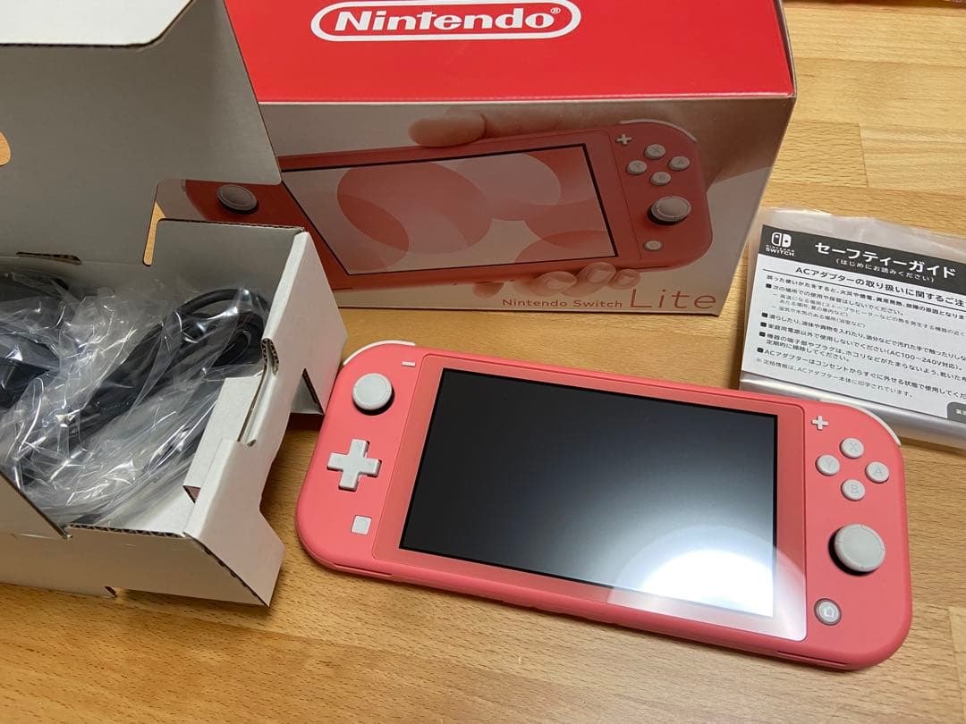 Nintendo Switch Lite 本体 コーラル(ピンク) 箱付き Amazon.co.jp: Nintendo Switch Lite コーラル : ゲーム