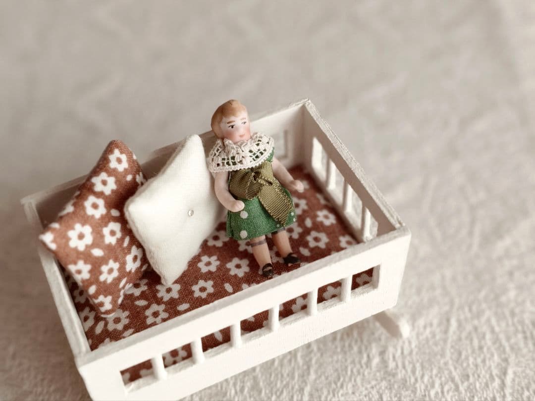 * mini doll ❀ * 親指姫のような 小さな女の子