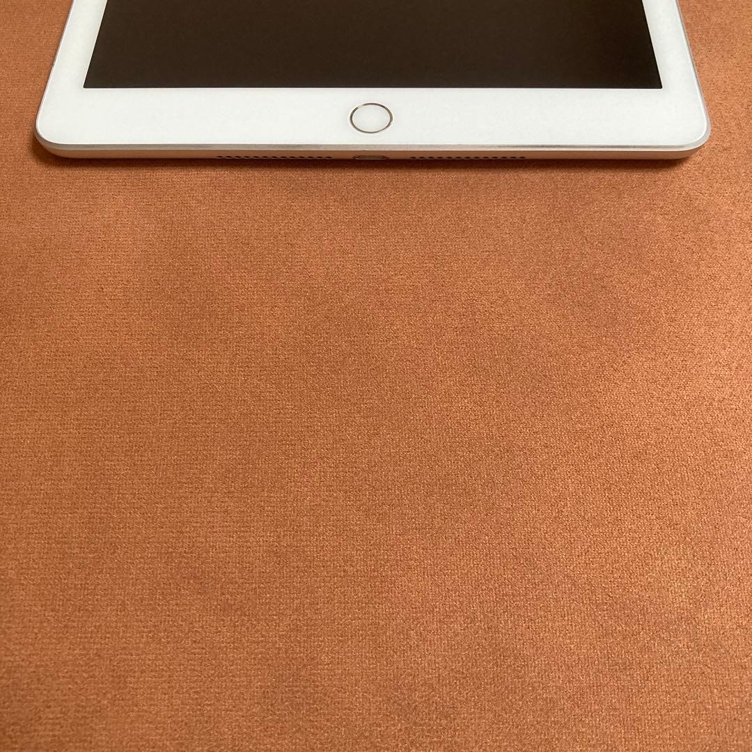 873【早い者勝ち】電池最良好☆iPad6 第6世代 32GB WIFIモデル☆