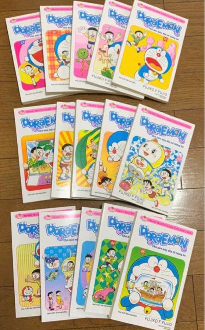 【新品】ベトナム語　ドラえもん　15冊セット ベトナム語 ドラえもん セットの通販 by ロペ蔵's shop｜ラクマ