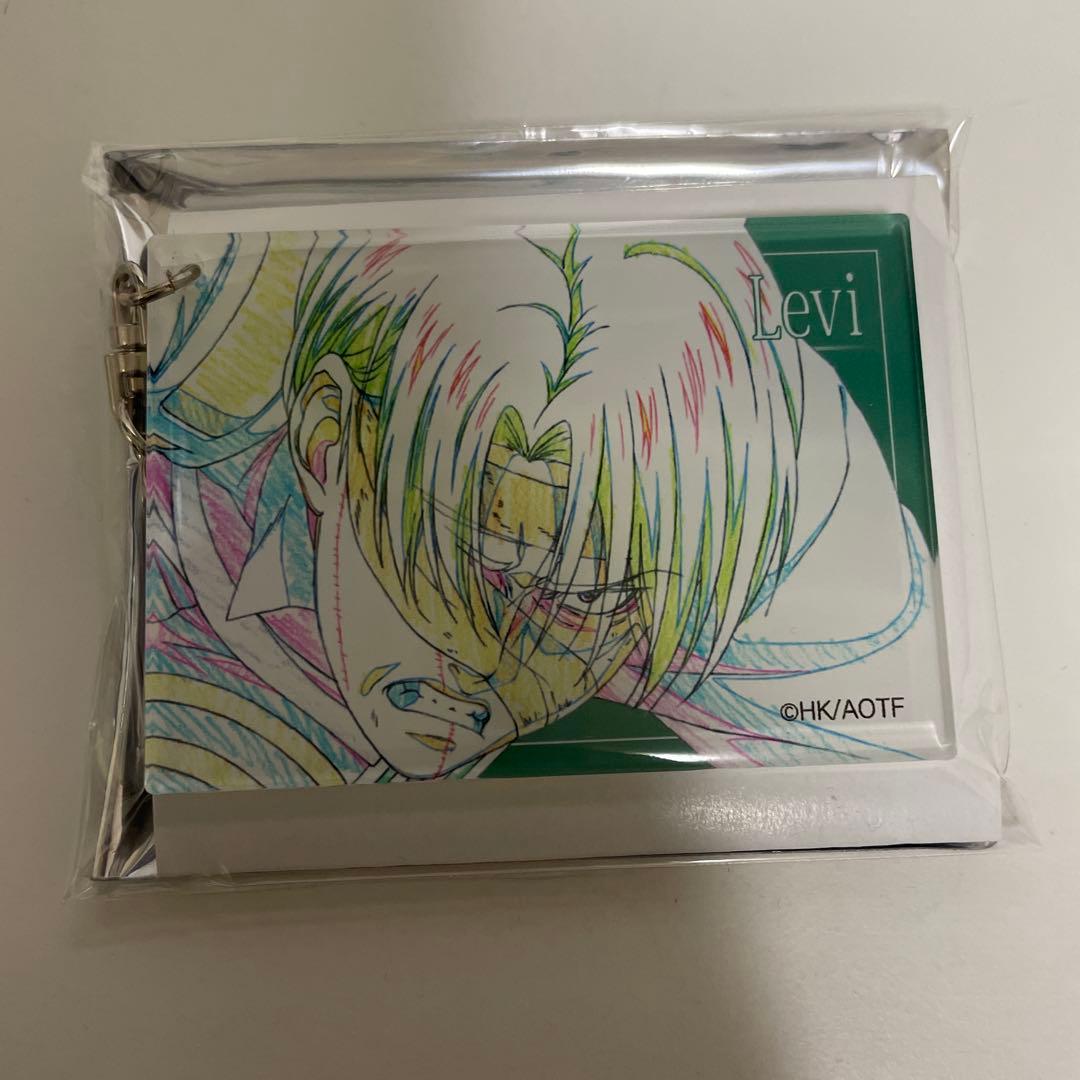 進撃の巨人 リヴァイ 原画アクリルキーホルダー - メルカリ