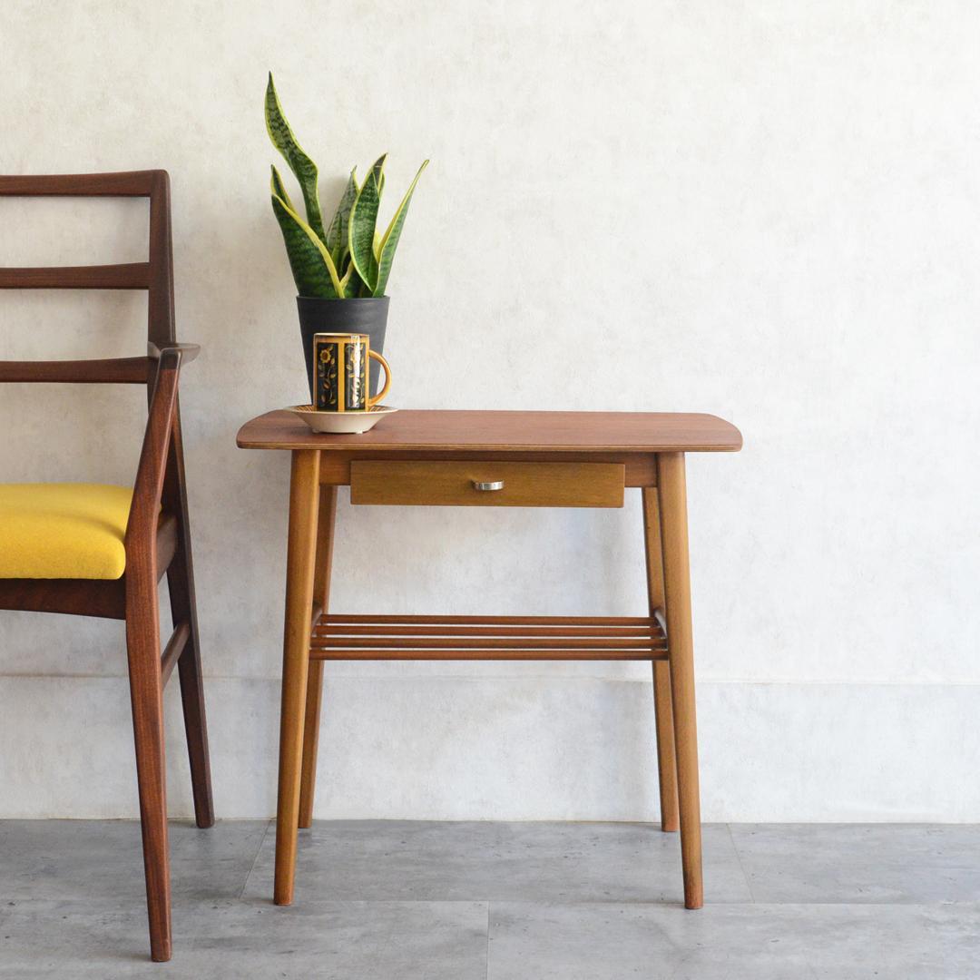 デンマーク 北欧ヴィンテージ 抽斗付 サイドテーブル 北欧家具 ナイトテーブル デンマーク 北欧ヴィンテージ 抽斗付 サイドテーブル 北欧家具 ナイト