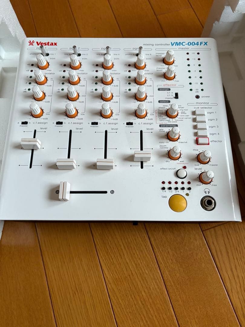 希少　Vestax VMC-004FX DJミキサー　純正アダプター付き s-l400.jpg