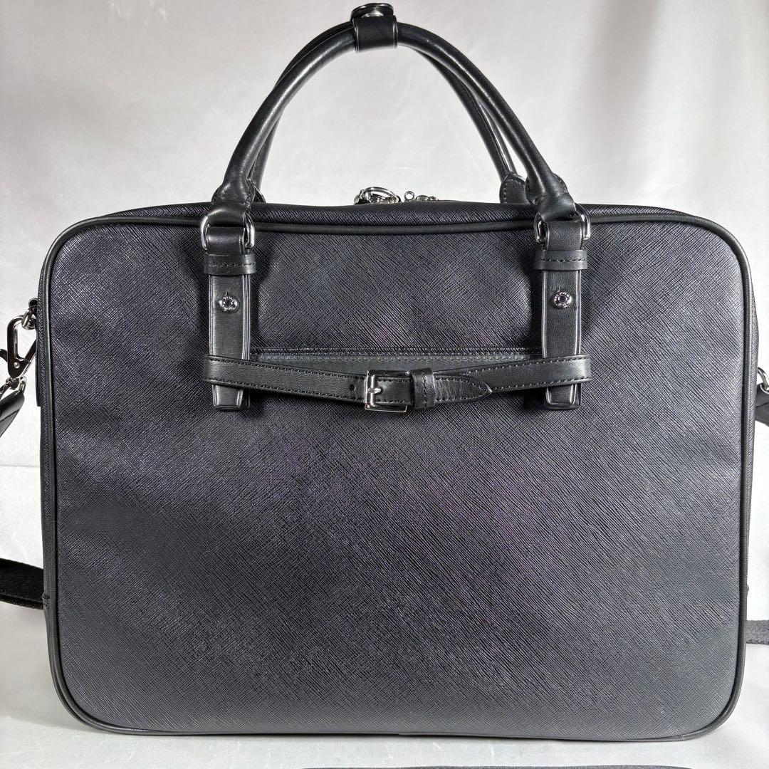 TUMI レザー ビジネスバッグ 2WAY ブラック 黒 PCケース付 高級 - メルカリ