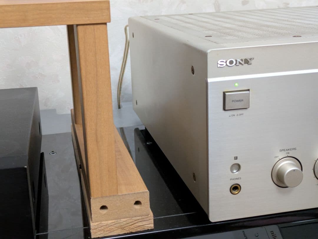 SONY　プリメインアンプ《TA-FA5ES》少しよく読んで下さい。