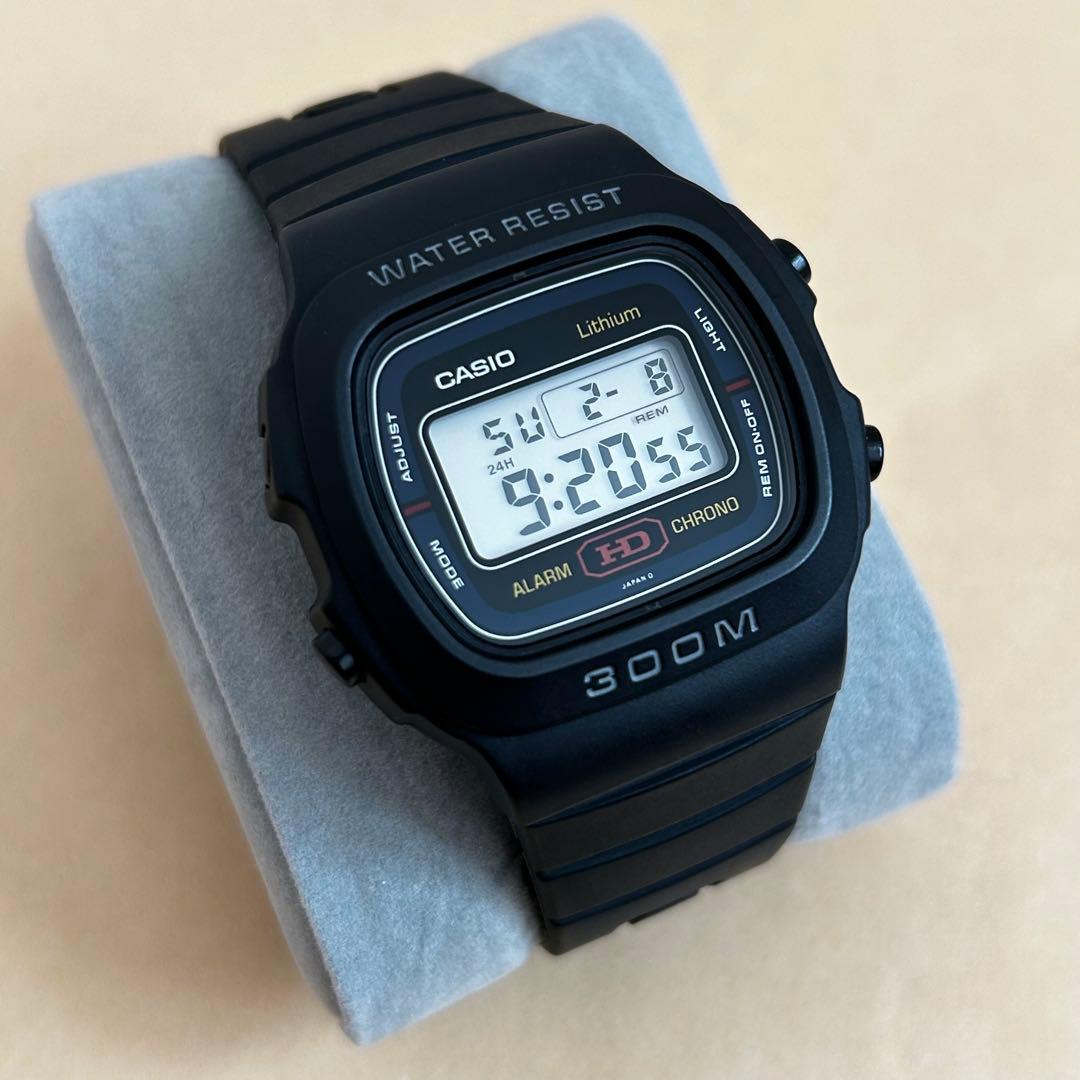 時計 CASIO DW-310-1V CASIO - DW-310 - Dive - Vintage Digital Watch - Digital-Watch.com