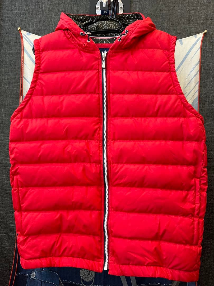 新品未使用 ラウラフェリーチェ ダウンベスト 赤 XL 楽天市場】ラウラフェリーチェ ダウンベスト 141-1003 LL 50 Laure