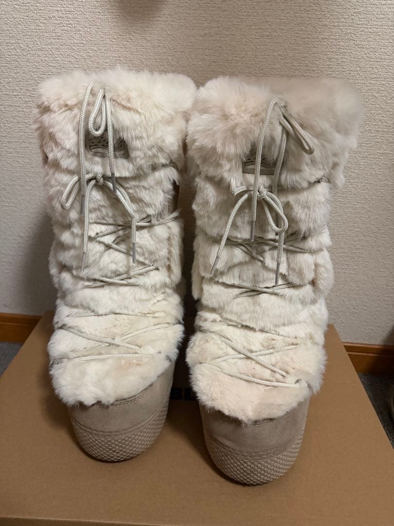 BAD BLOOD プラットフォームブーツ ホワイト S BADBLOOD(バッドブラッド) ブーツ(レディース) - ブランド通販のBUYMA