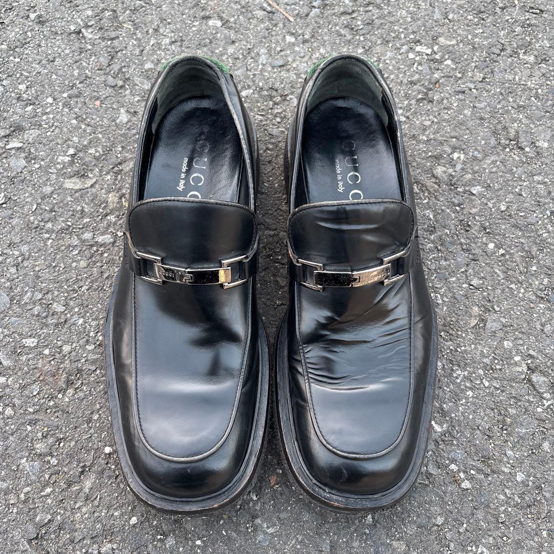 GUCCI ブラックレザー ローファー 27.5 美品 即日発送可能 - メルカリ