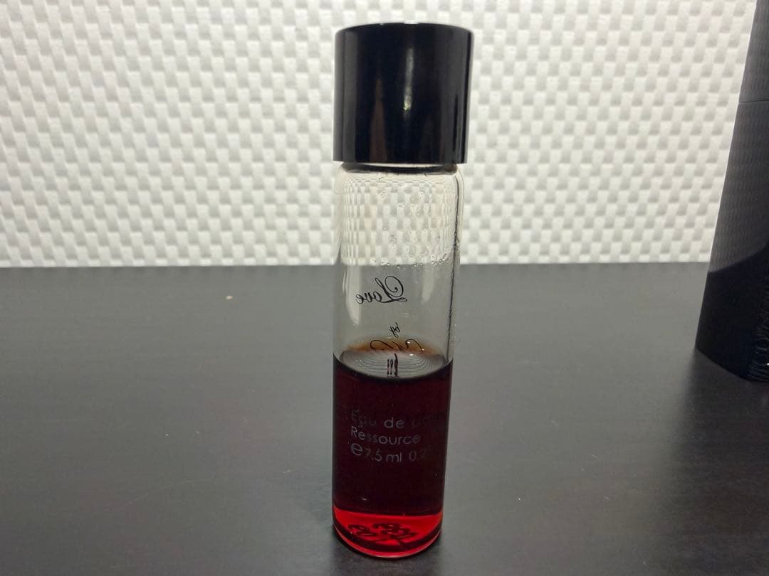 SR/1.17/17 キリアン　香水　ラブドントビーシャイ