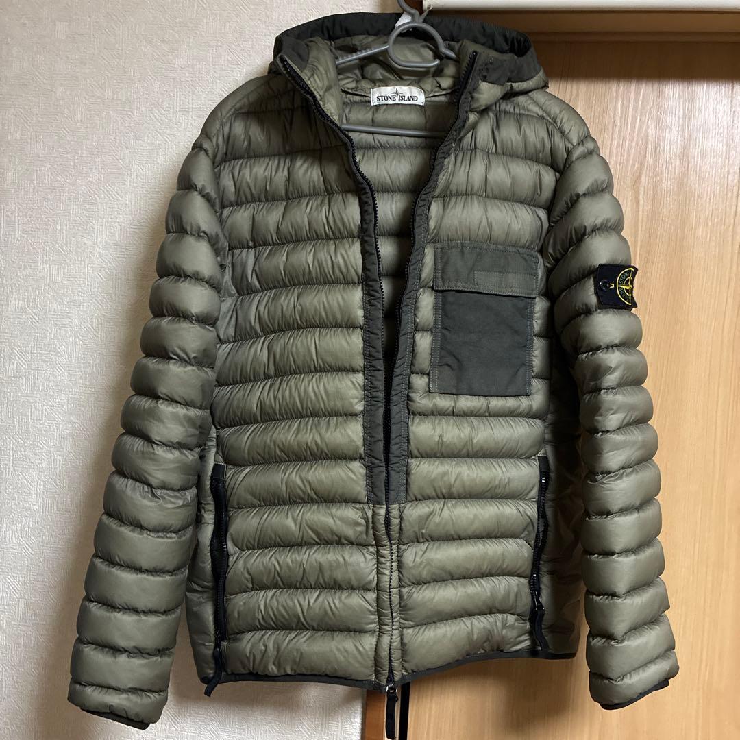 Stone  ストーンアイランド　ダウン　ライトダウン　正規品 ストーンアイランド メンズ ダウン STONE ISLAND ブランド ライト