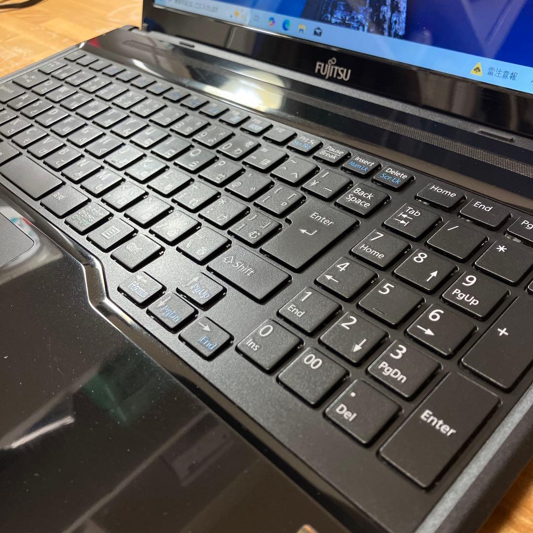 富士通 LIFEBOOK WA1/S i7搭載office2021 - メルカリ