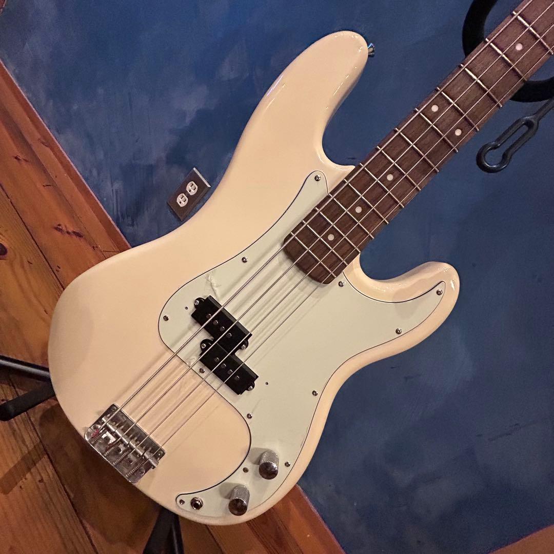 ぼっち・ざ・ろっく山田リョウ仕様 SELDERプレシジョンベース - メルカリ