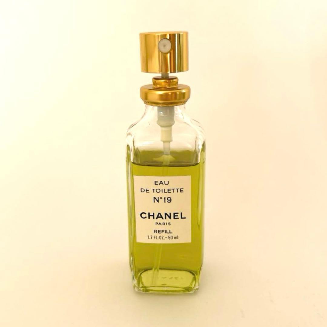 シャネル 19番 オード トワレ 50ml - メルカリ