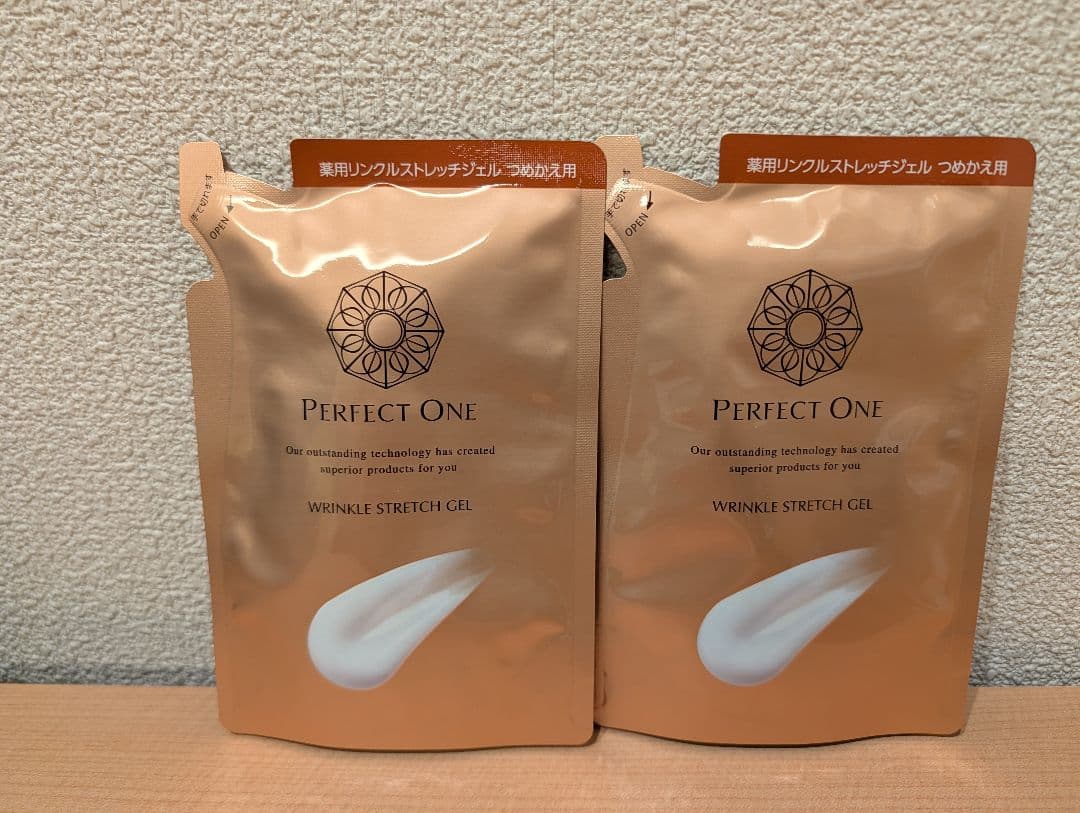 パーフェクトワン 薬用リンクルストレッチジェル 50g 詰替2袋 - メルカリ