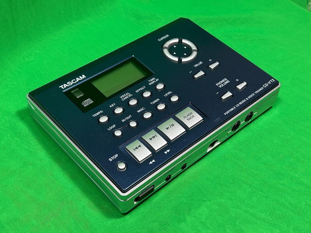 ☆中古動作確認済 TASCAM CD-VT2 ボーカルトレーナー アダプター付属