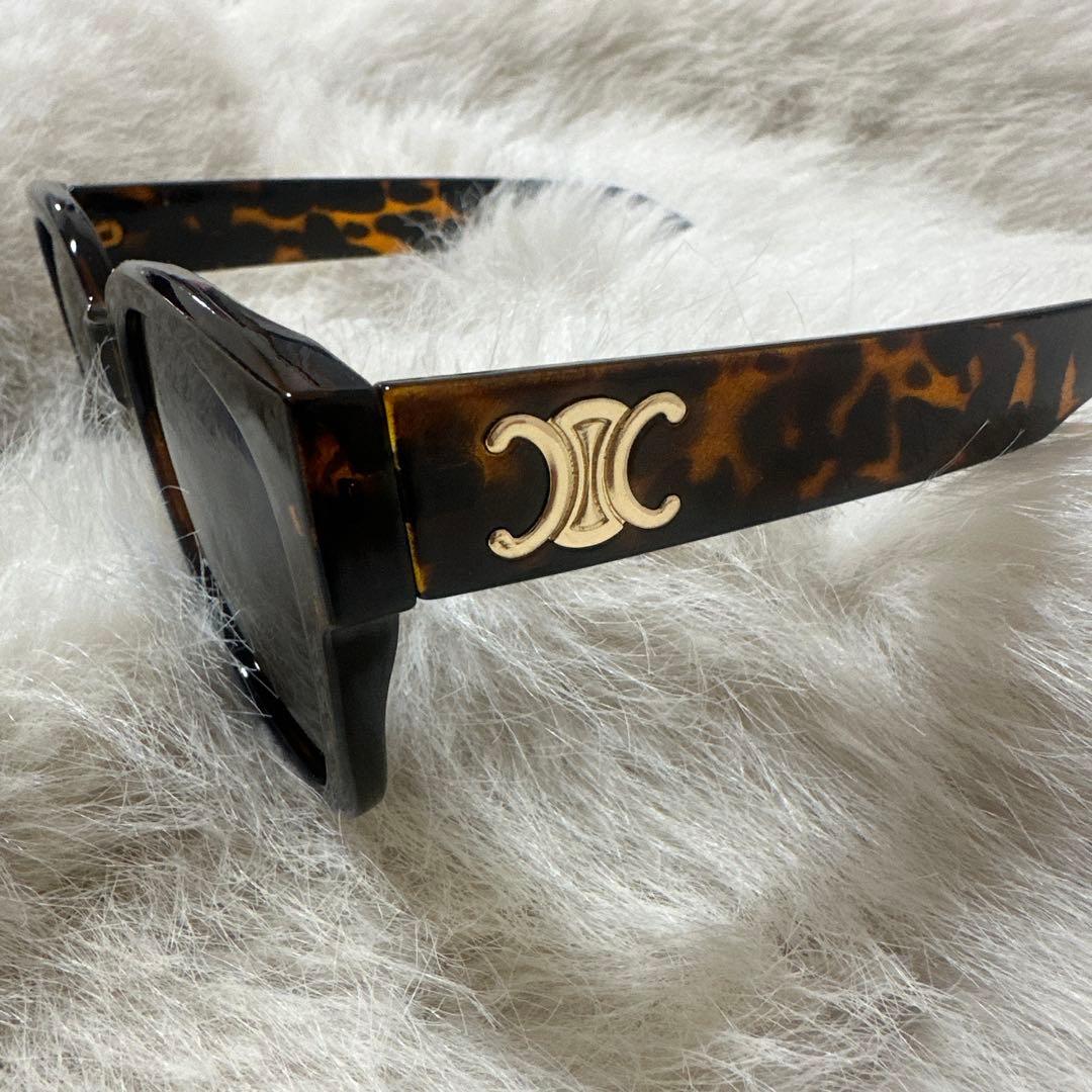 セリーヌ トリオンフ ベッコウ柄 サングラス BTS 芸能人 - メルカリ