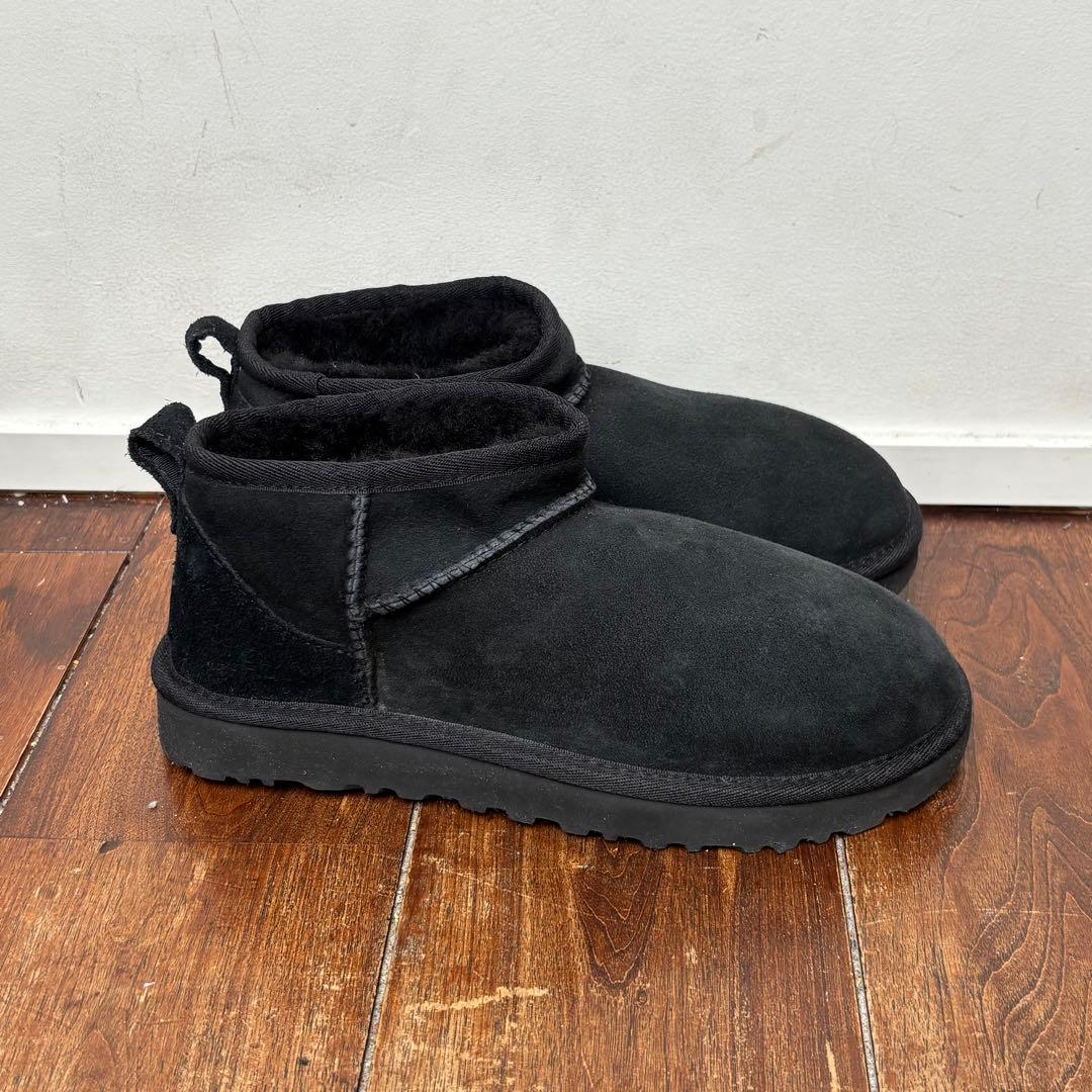 新品】UGGクラシックミニⅡ/黒/USA6/JP23cm - メルカリ