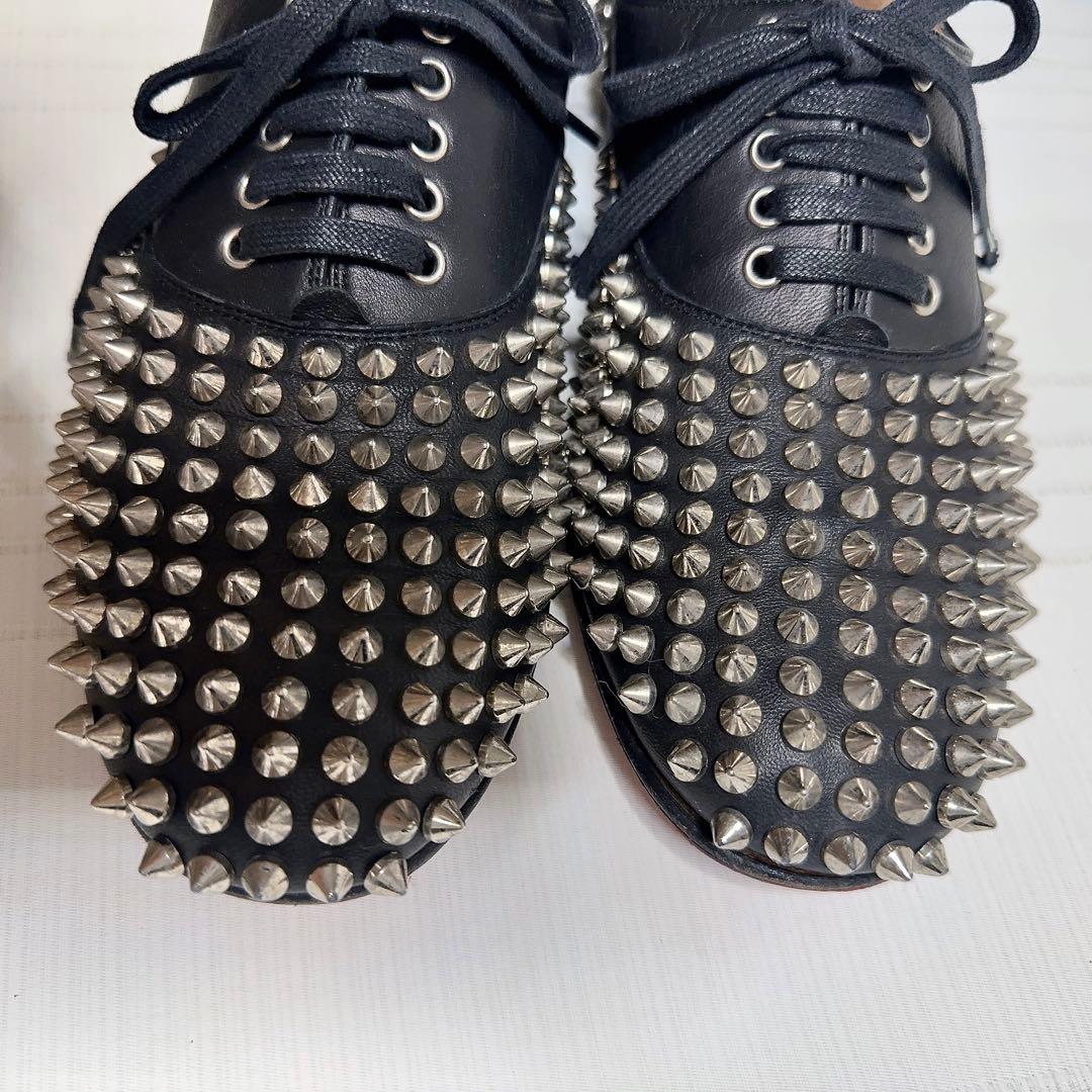 ルブタン スタッズ ローファー 革靴 フラットシューズ パンプス 靴 美