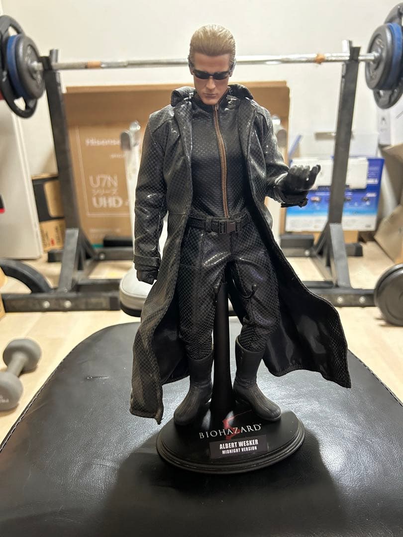 ホットトイズ バイオハザード ウェスカー ミッドナイトver. - メルカリ