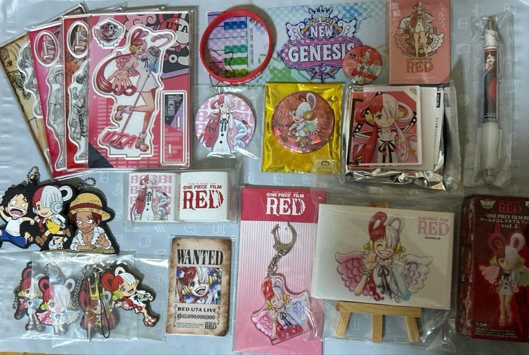 ONE PIECE FILM RED ウタ グッズ まとめ売り① - メルカリ