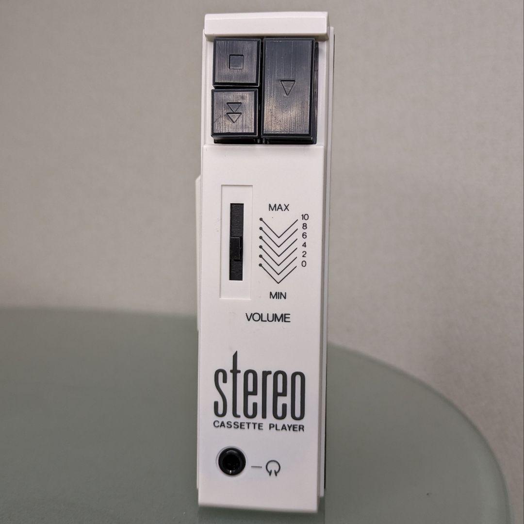 動作品】SHINAON ポータブルカセットプレーヤー MG-Z1 - メルカリ
