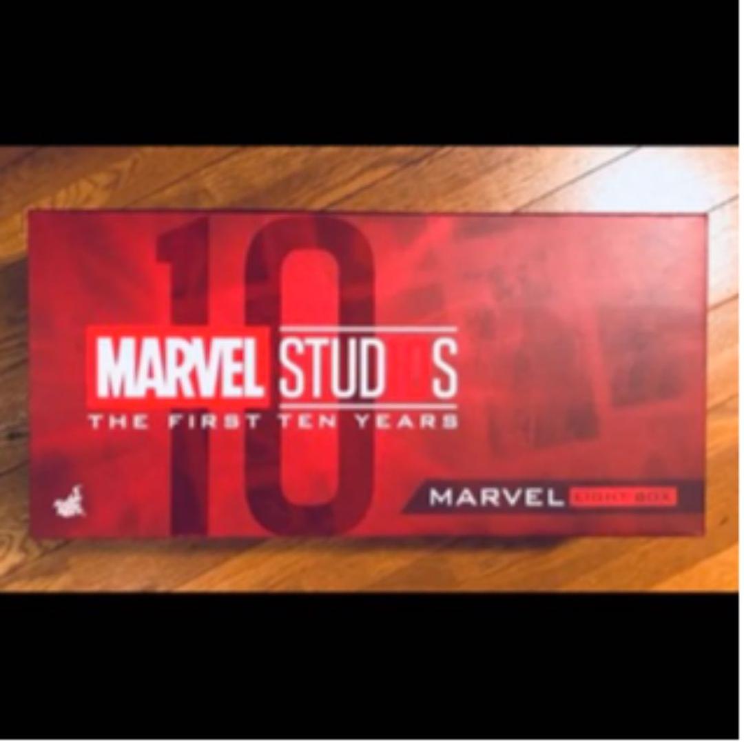 トイサピ限定 ホットトイズ マーベル(MARVEL) BIGロゴライトBOX - メルカリ