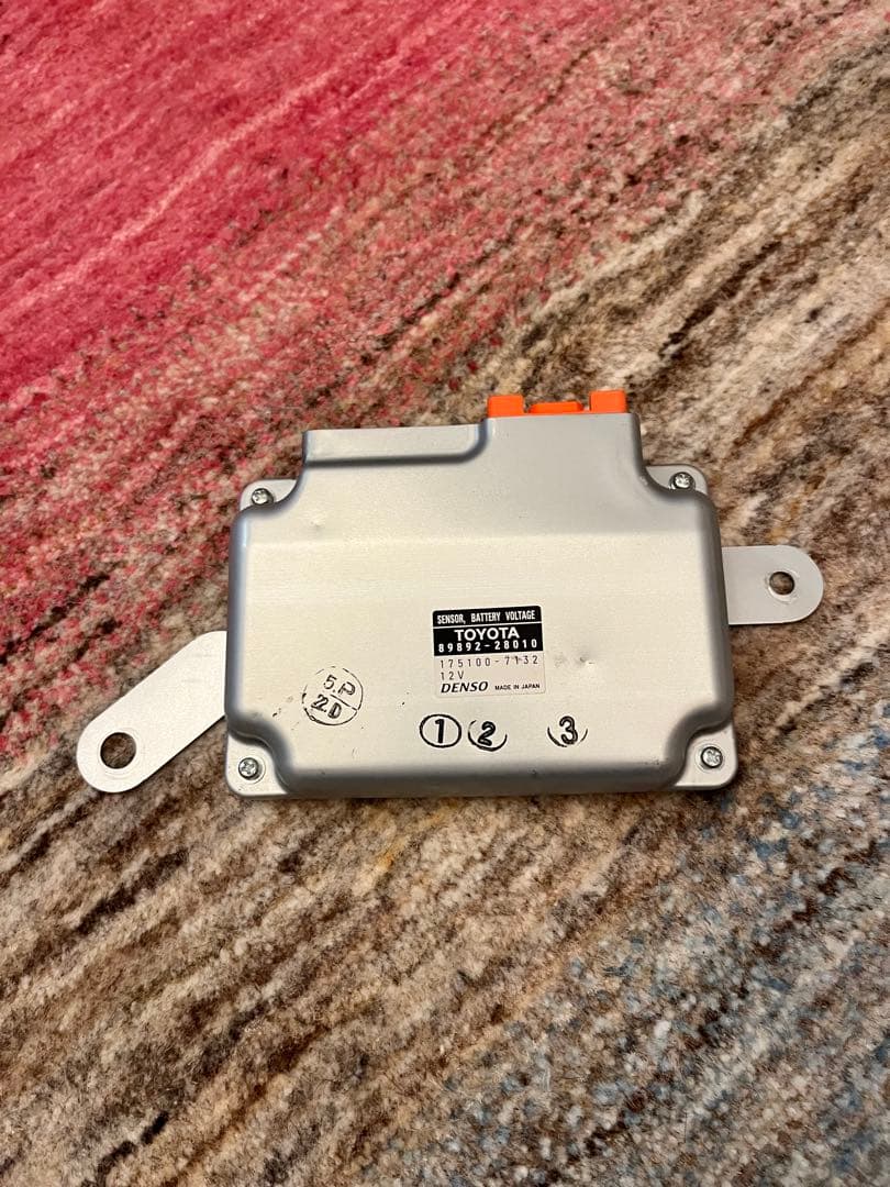 エスティマ　ハイブリッド　ボルテージセンサー ボルテージセンサー交換（トヨタ エスティマハイブリッド・20系）by